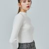 Plain turtleneck knitted top