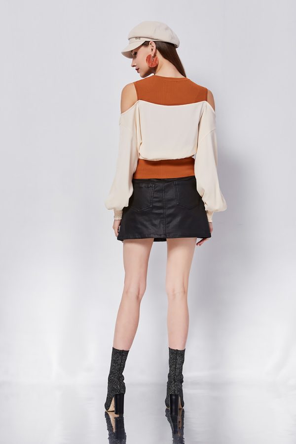 Leather skirt with fog texture