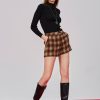 Plain turtleneck knitted top